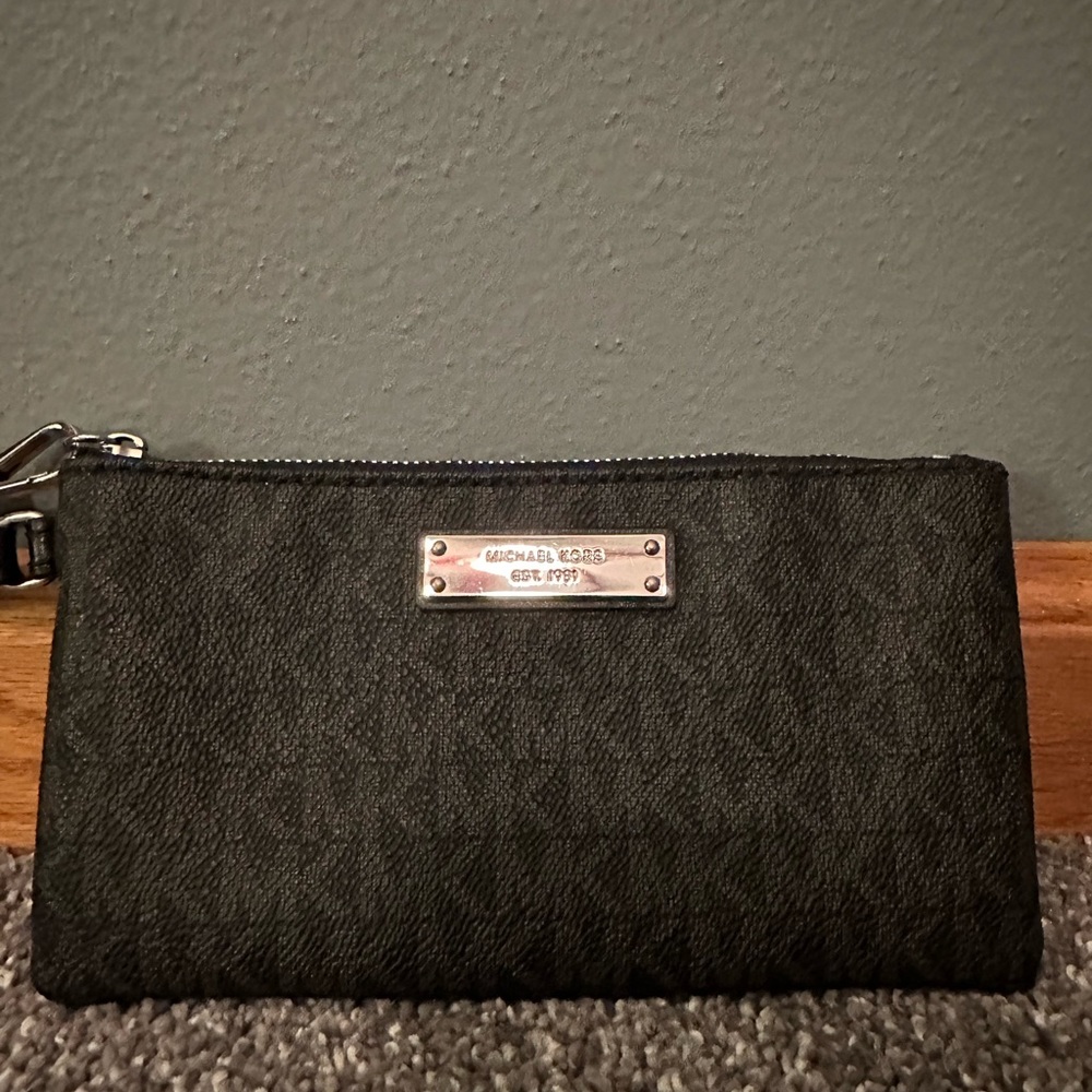 Jet Set Signature Logo wristlet